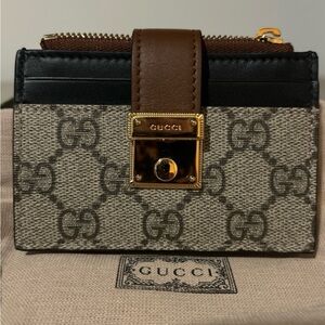 BRAND NEW GUCCI Gg Supreme Padlock Canvas and Leather Card Case